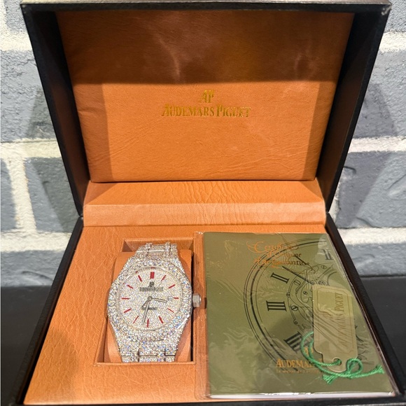 Audemars Piguet(AP) VVS moissanite watch